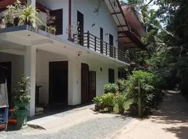 Piumi House