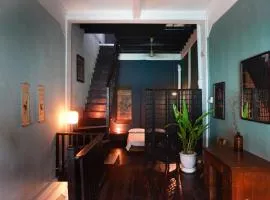 Colonial shophouse with terrace in Chinatown