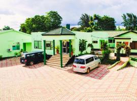 ROYAL SHALOM HOTEL, hotel cerca de Aeropuerto de Lusaka - LUN, Lusaka