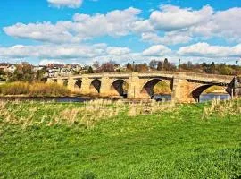 Corbridge Apartment