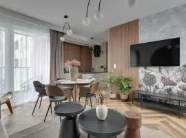 Horizon Sauna & Jacuzzi & Parking 3 by Grand Apartments