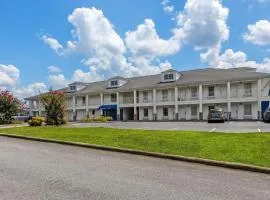 Baymont by Wyndham Forest City