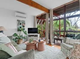 'The Aerie' Bushland A-frame Escape with Retro Charm