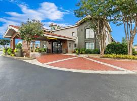 La Quinta Inn by Wyndham Huntsville Research Park, cheap hotel in Huntsville