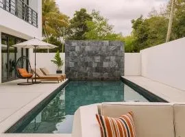 The Lush Apartments & Suites