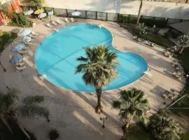Boudl Grand Pyramids