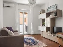 Betti Classic Home