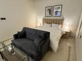 Luxury hotel-style studio near Bahrain