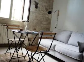 Quiet nest with terrace in the city center