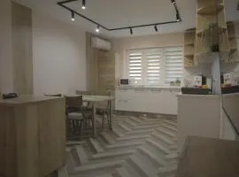 LuxiMo