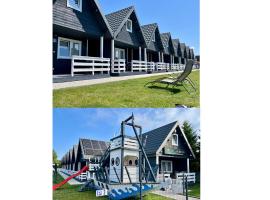 Domeczki Blaneczki - domki nad morzem, hotel em Wicie