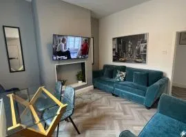 4 Bedroom House, Central City Location