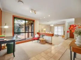Peaceful Garden location in Hoppers Crossing