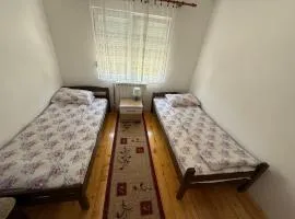 Apartment Phillip Rooms