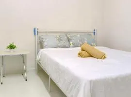 Simee 2 pax Room Stay