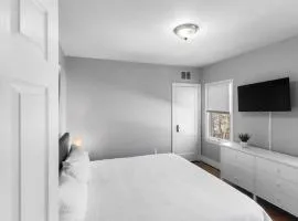 Cozy Bedroom next to SCSU