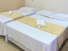 Suite no Centro da Praia de Flecheiras, ξενοδοχείο σε Trairi