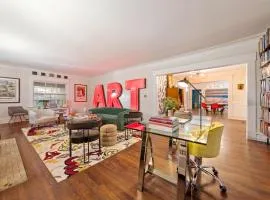 Art House Near Westport, Plaza, & Downtown