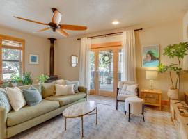 Half-Mi to Scotts Mills Falls Wine Country Apt、シルバートンのアパートメント