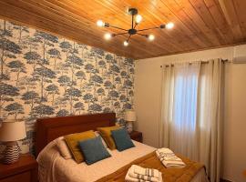 Family Home - Alojamento Local, Hotel in Nordeste