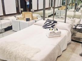 Hostal del Currante Babilafuente, hotel i Babilafuente