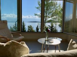 Ktima Bird Paradise, hotel v destinaci Yénion