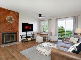 Cloudtop Escape Fireplace Community Amenities!