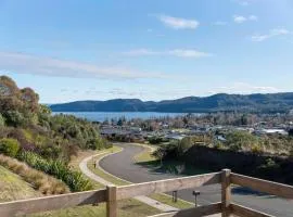 Kinloch Lookout