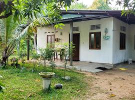 EECS Transit and Budget Homestay，位于卡图纳耶克的青旅