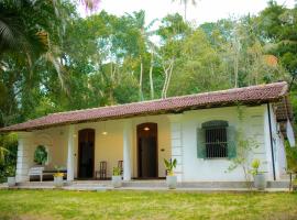 Dutch House Hiriketiya, hotel in Dickwella