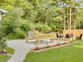 half Mi to Dtwn Frankfort Fernhaven Home with Yard