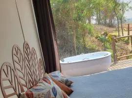 Container Beija-Flor com SPA e Cachoeira