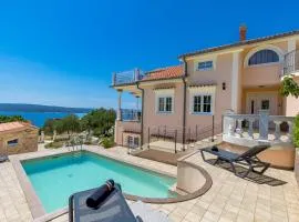 Villa Alex