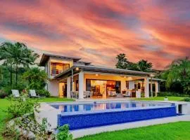 Hacienda Jaguar - by Pura Villas
