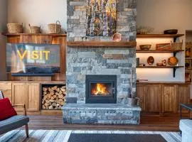 Luxury Ski Chalet - 684 Vasquez Road