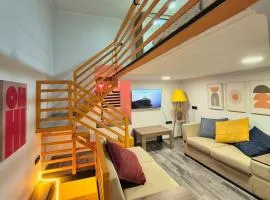 Orange House, City-Center Stay