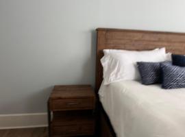 Haynie's Home - Apartments in Evansville, hotel v destinaci Evansville