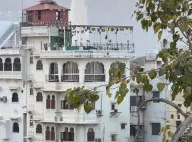 Whereabout Hostel Udaipur