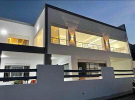 Villa Sounine, hotel in Raʼs al Jabal