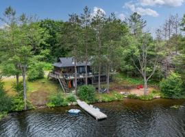 Butterfly Lake House | Cozy & Peaceful Stay, hotel en Port Carling