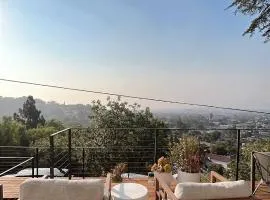 Hillside Guest House with Sunset View
