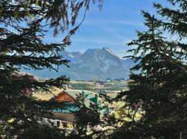 PinePano Lodges, vie&scaron;butis su baseinais Žabliake