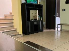 Hermosa casa residencial alberca propia climatizada, hotel in Cuautla Morelos