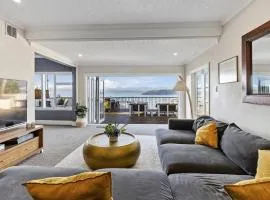 Luxury Harbour View Landing