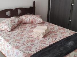 Apartamento Compartilhado HOSTESS, hostel ở Serra