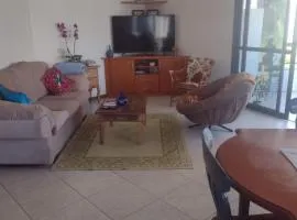 Apartamento à uma quadra da praia