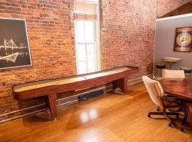 Georgia Street 4 Bedroom Condo Downtown
