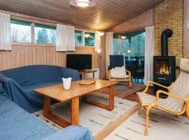 6 person holiday home in Glesborg-By Traum