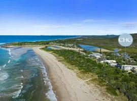 Shoreline 3 Beachfront Apartment
