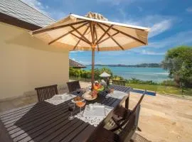 V231 Beachfront 3BR Pool Villa Stunning Seaview